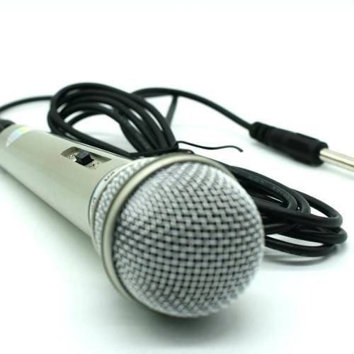 Tudo sobre 'Microfone com Fio Profissional Dinâmico Dm 701 Prata'
