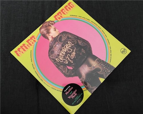 Miley Cyrus - Younger Now Lp