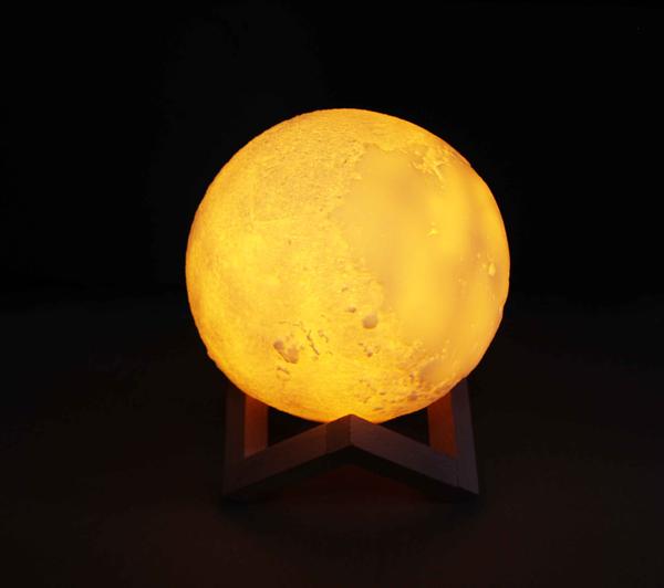 Mini Luminária Lua Cheia 3d 15 Cm Usb Colorida - Re