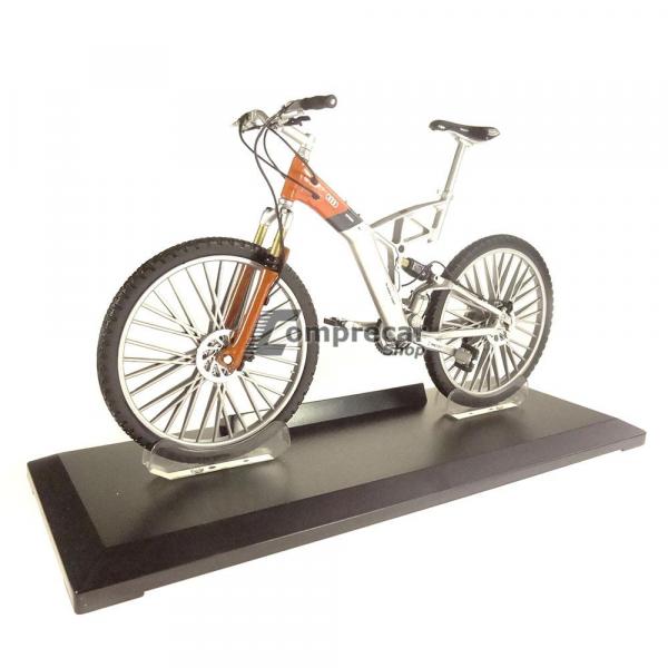 Miniatura Bicicleta Bike Audi Cross Prata/laranja Welly 1/10