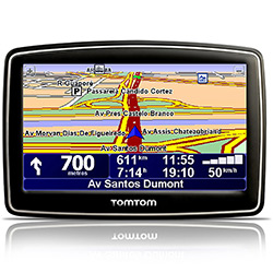 Navegador GPS 5" XXL Brasil, 1374 Cidades Mapeadas C/ 413 Navegáveis, Localizador de Radares, TTS (Fala o Nome das Ruas), Garantia do Mapa Recente, Exclusiva Ventosa Easyport e Memória de 2GB - Tomtom