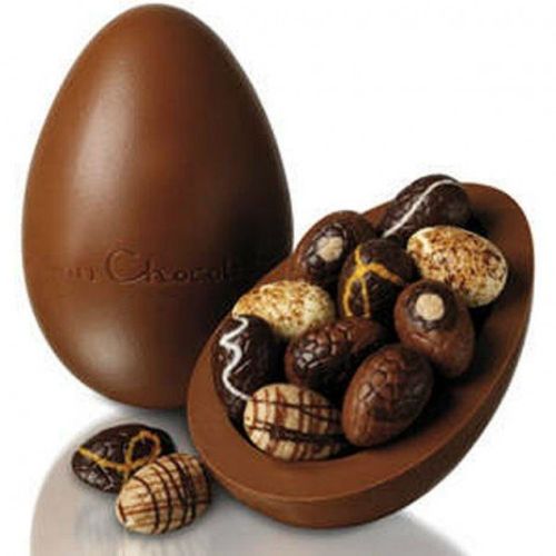 Tudo sobre 'Ovo de Páscoa Gigante 3 Kg Produzido com Chocolate Belga Callebault'