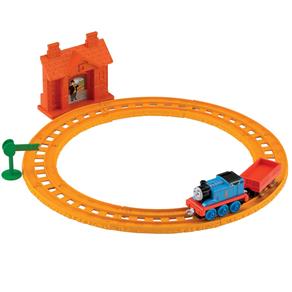 Pista Thomas & Friends Mattel Ferrovia Básica - Thomas na Estação Maron
