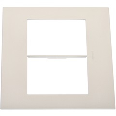 Placa para 3 Postos Separados Arteor Pearl Alumínio 4x4