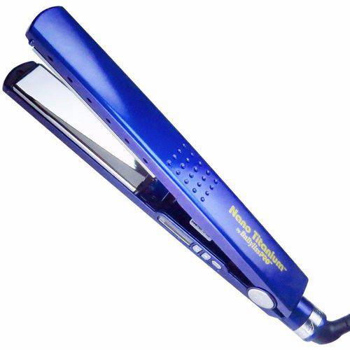 Prancha Babyliss Pro Nano Titanium Fruta Cor By Roger 1+1/4'' - 110v