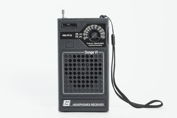 Rádio de Bolso AM/FM -- Motobrás -- RM-PF25
