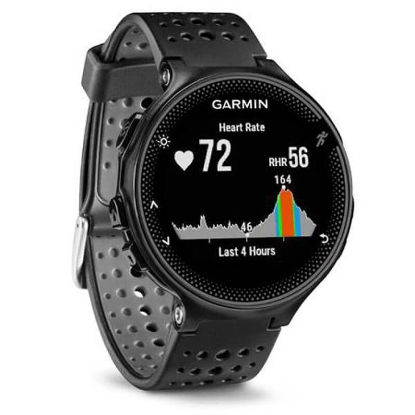 Relógio com Monitor Cardíaco Embutido Garmin Forerunner 235 Preto com Bluetooth e GPS