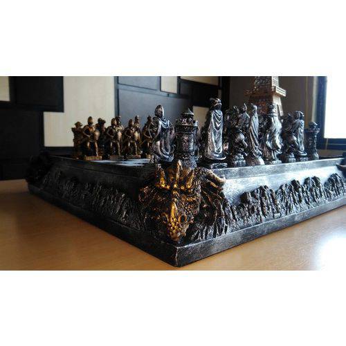 Tabuleiro De Xadrez Luxo Cavaleiros Medievais 3d 32 Peças - Escorrega o  Preço