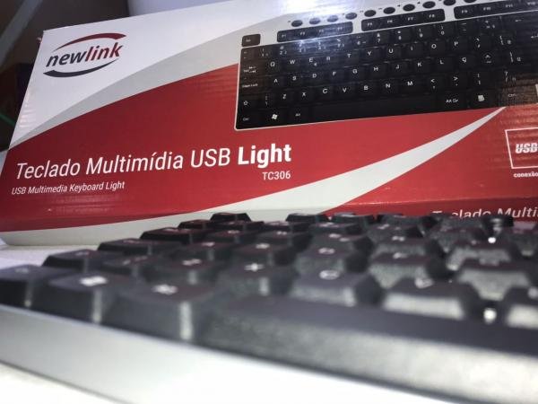 Teclado Multimídia USB Light Newlink
