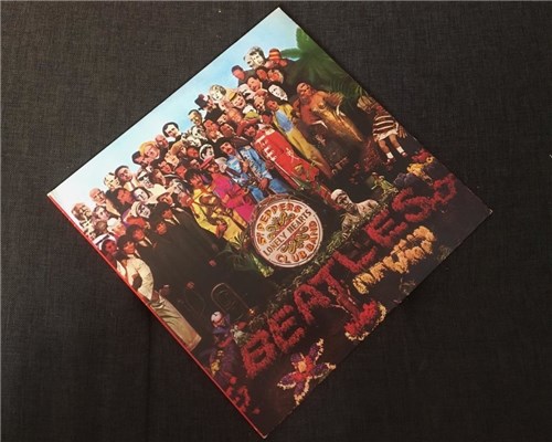 The Beatles - Sgt. Pepper's Lonely Hearts Club Band Lp