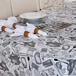 Toalha de Mesa Estampada Desenho Azeite Cinza 180x320cm - Pietra Home