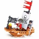 Brinquedo Barco Pirata para Montar Cx com 66