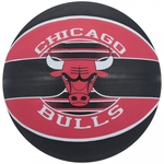 Ficha técnica e caractérísticas do produto Bola de Basquete Spalding NBA Chicago Bulls Team 7