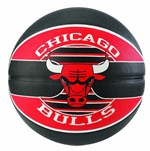 Ficha técnica e caractérísticas do produto Bola de Basquete Spalding Time NBA Chicago Bulls