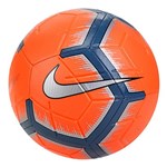 Ficha técnica e caractérísticas do produto Bola de Futebol Campo Strike Nike