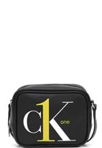 Ficha técnica e caractérísticas do produto Bolsa Couro Calvin Klein Logo Preta - Kanui