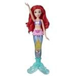 Ficha técnica e caractérísticas do produto Boneca Ariel Princesa Disney Luz e Brilho - Hasbro - Kanui