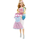 Ficha técnica e caractérísticas do produto Boneca Barbie Três Looks Summer BFW20/BFW22 - Mattel
