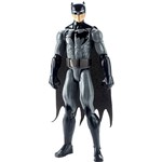 Ficha técnica e caractérísticas do produto Boneco Batman Liga da Justiça 30cm Grey Suit - Mattel