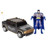 Ficha técnica e caractérísticas do produto Boneco Candide Batman + Carro de Controle Remoto Candide Liga da Justiça - Batman