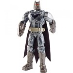 Ficha técnica e caractérísticas do produto Boneco Liga da Justiça - Batman com Armadura - Mattel
