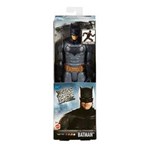 Ficha técnica e caractérísticas do produto Boneco Liga da Justiça - Batman - Mattel