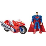 Ficha técnica e caractérísticas do produto Boneco Superman Collector com Acessorio Mattel Y9114/Y9115