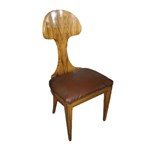 Ficha técnica e caractérísticas do produto Cadeira em Madeira Estofado de Couro - 103x53x43cm