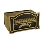 Ficha técnica e caractérísticas do produto Caixa de Correio Dallas em Ferro Fundido para Embutir 15x25x15cm Dourada - Kala
