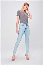 Ficha técnica e caractérísticas do produto Calça Skinny Jeans com Bolsos Embutidos