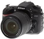 Ficha técnica e caractérísticas do produto Câmera Digital Nikon Dslr D7200 com Lente 18-140Mm Mais Sd 16 Gb e Bolsa