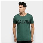 Ficha técnica e caractérísticas do produto Camiseta Calvin Klein Estampa Peito Masculina