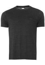 Ficha técnica e caractérísticas do produto Camiseta Calvin Klein Slim Listrada Preta