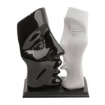 Ficha técnica e caractérísticas do produto Casal Decorativo em Cerâmica Kiss Prestige