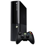 Ficha técnica e caractérísticas do produto Console Microsoft Xbox 360 4GB + Controle Wireless