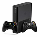 Ficha técnica e caractérísticas do produto Console Xbox 360 4GB + 2 Controles Sem Fio - 220V