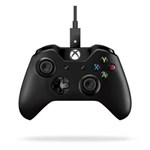 Ficha técnica e caractérísticas do produto Controle Xbox One Sem Fio com Cabo para Windows Preto