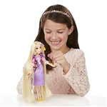 Ficha técnica e caractérísticas do produto Disney Boneca Rapunzel Lindos Vestidos - Hasbro