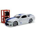 Ficha técnica e caractérísticas do produto Ford Mustang GT 2006 1:24 Jada Toys Branco