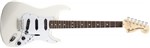 Ficha técnica e caractérísticas do produto Guitarra Fender 013 9010 - Sig Series Richie Blackmore Stratocaster - 305 - Olympic White