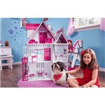 Ficha técnica e caractérísticas do produto Kit Casa de Bonecas com Moveis Escala Barbie Emily Estilo Sonhos S+S - Darama