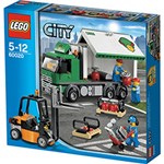 Ficha técnica e caractérísticas do produto LEGO City - Caminhão de Transporte de Mercadorias - 60020