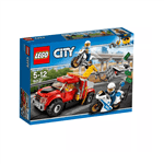 Ficha técnica e caractérísticas do produto Lego City - Caminhão Reboque em Dificuldades 60137