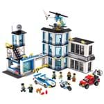 Ficha técnica e caractérísticas do produto LEGO City - Esquadra de Polícia