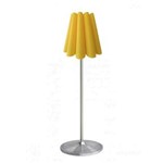 Ficha técnica e caractérísticas do produto Luminária de Pedestal Daisy Amarelo 1,60m com Base em Alumínio Avelis