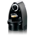 Ficha técnica e caractérísticas do produto Máquina de Café Essenza Auto Titan - Nespresso - 110v