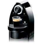 Ficha técnica e caractérísticas do produto Máquina de Café Nespresso Essenza Auto Black