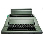 Ficha técnica e caractérísticas do produto Máquina de Escrever Eletrônica Facit T125 110V Portátil Nova na Caixa