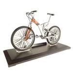 Ficha técnica e caractérísticas do produto Miniatura Bicicleta Bike Audi Cross Prata/Laranja 1/10
