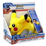 Ficha técnica e caractérísticas do produto - Pelúcia de Ombro Pikachu Pokémon 20cm com Som Tomy